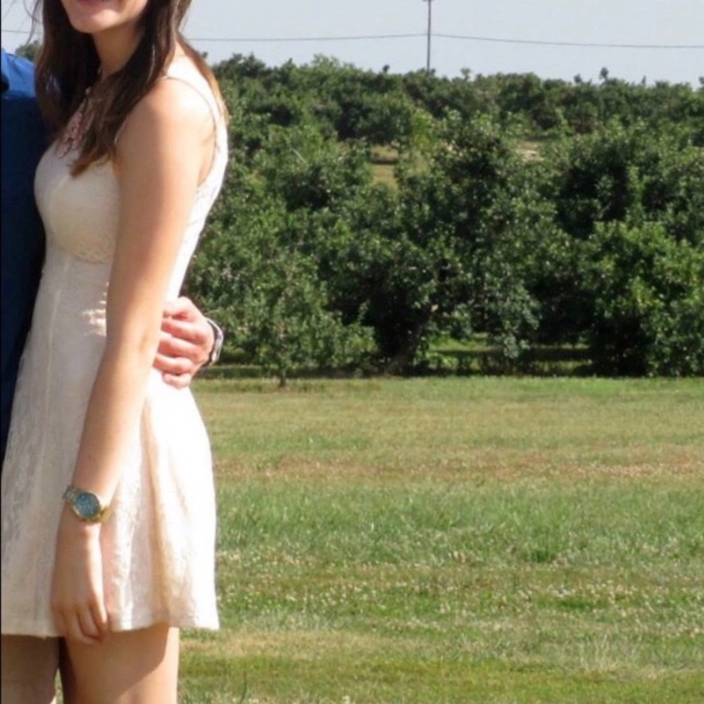 ModCloth Lace Sundress - Picture 5 of 6